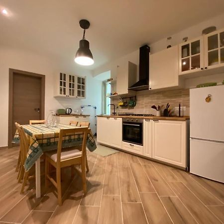 Casa Vacanze Nuanua Триест Екстериор снимка